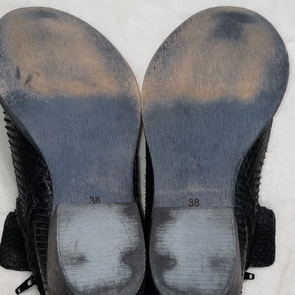 Eric Michael Carlita Black Python Textured Ankle … - image 6